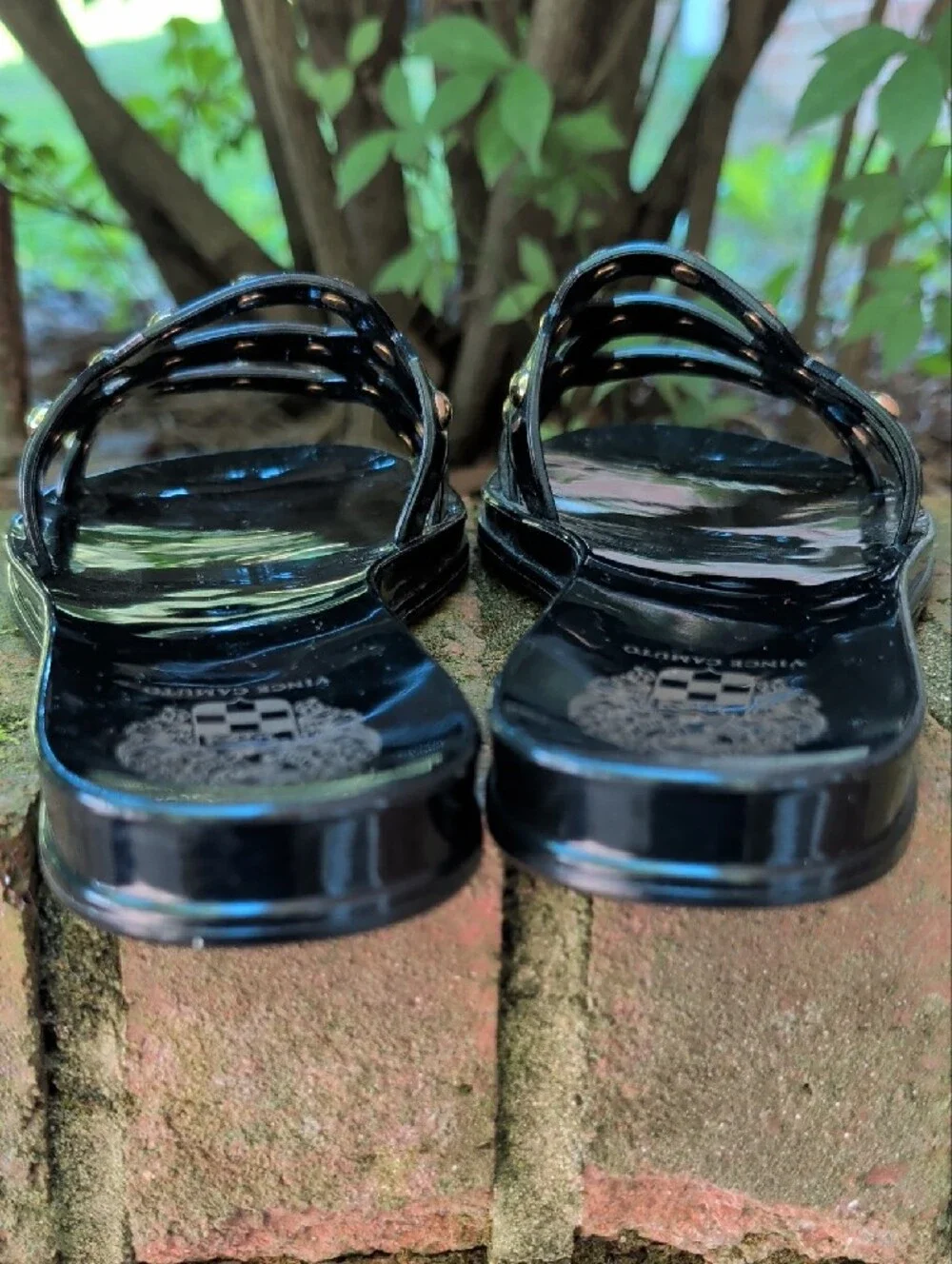 Vince Camuto Emelon Black Studded Jelly Slide Sandals Size 6 (818)